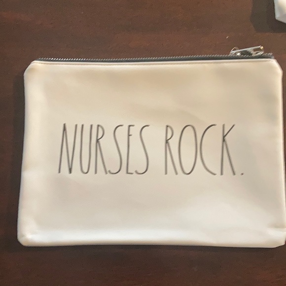 Handbags - Brand New Rae Dunn Zipper pouch